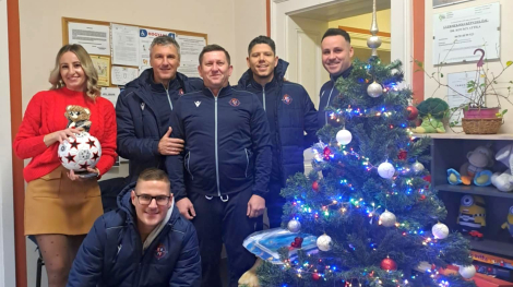 Adomány családoktól, családoknak